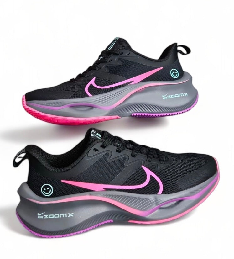 NIKE ZOOM