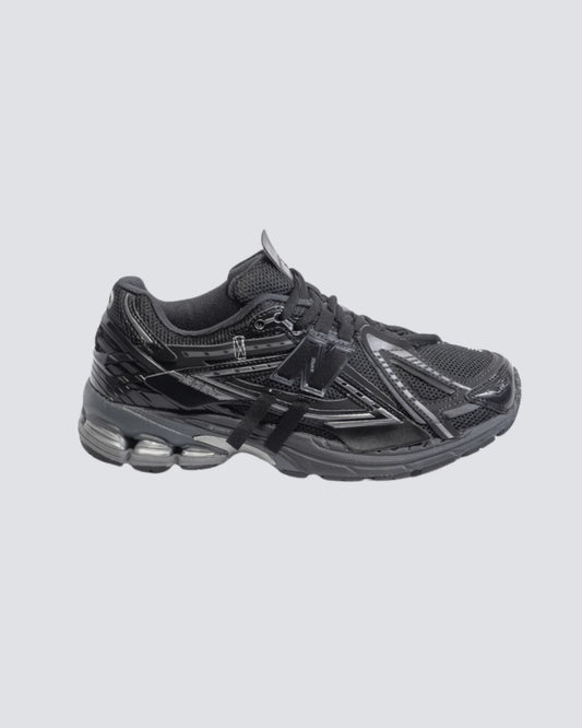 NEW BALANCE 1906A NEGRO HOMBRE