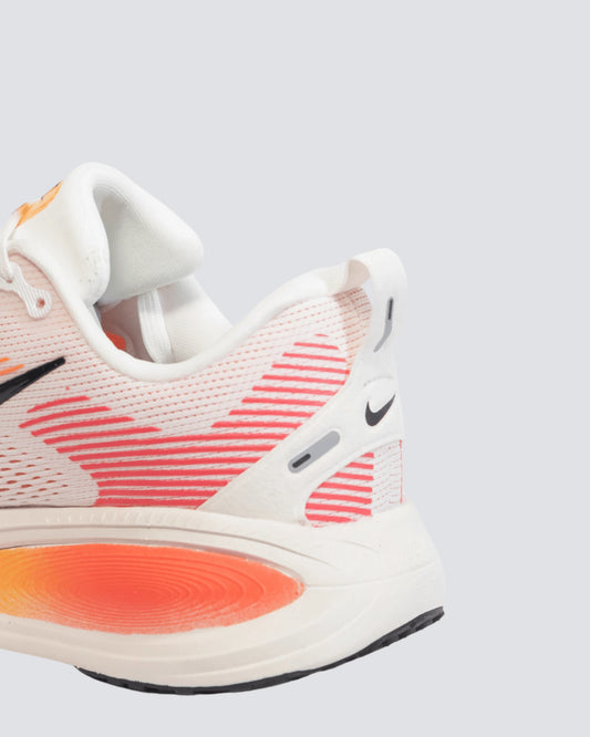 NIKE VOMERO NARANJA