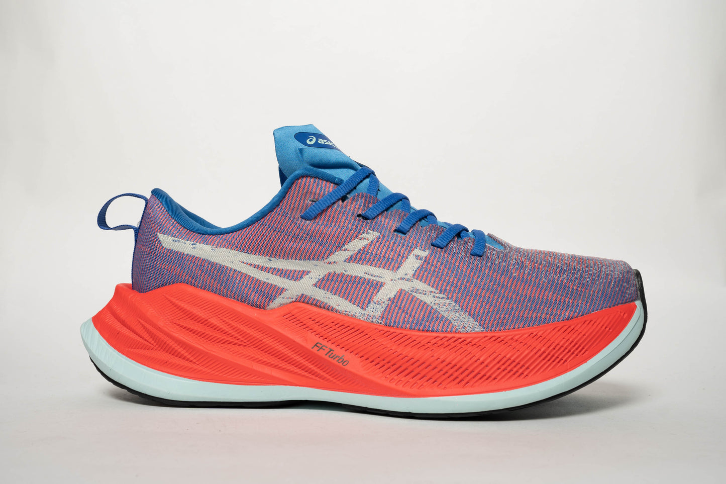 ASICS SUPERBLAST