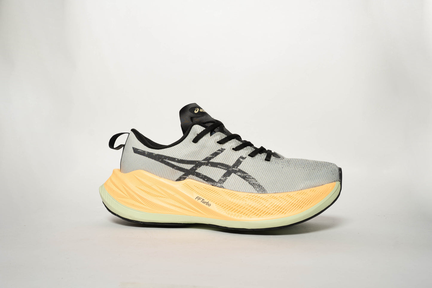 ASICS SUPERBLAST