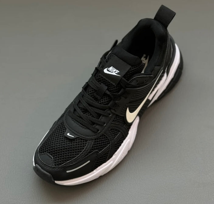 NIKE V2K