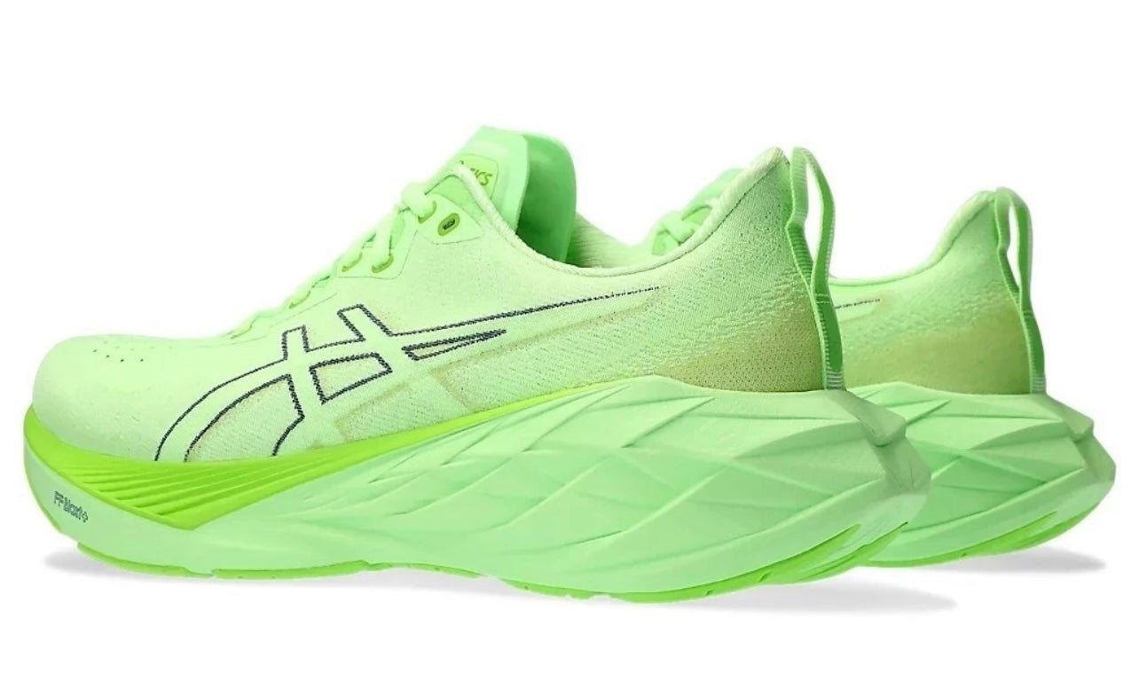 ASICS NOVA