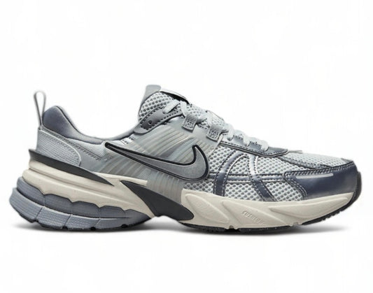 NIKE V2K