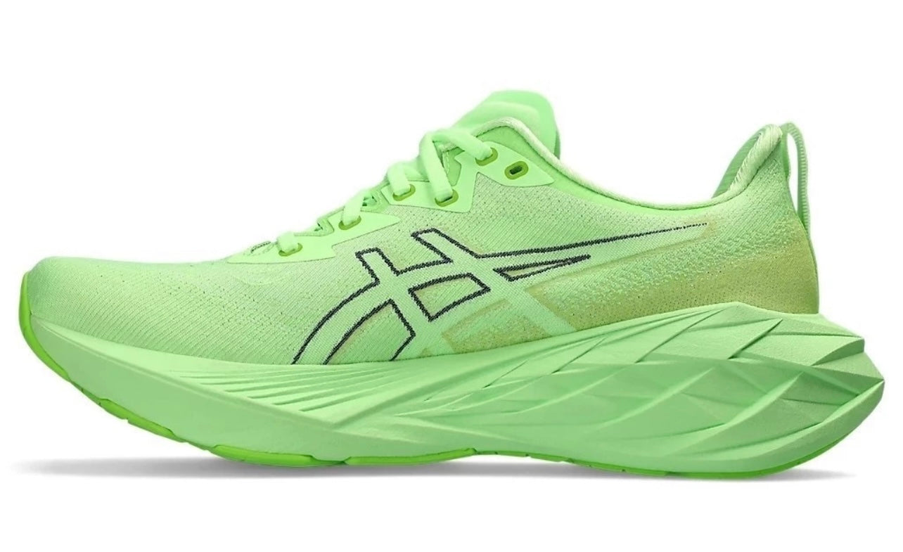 ASICS NOVA