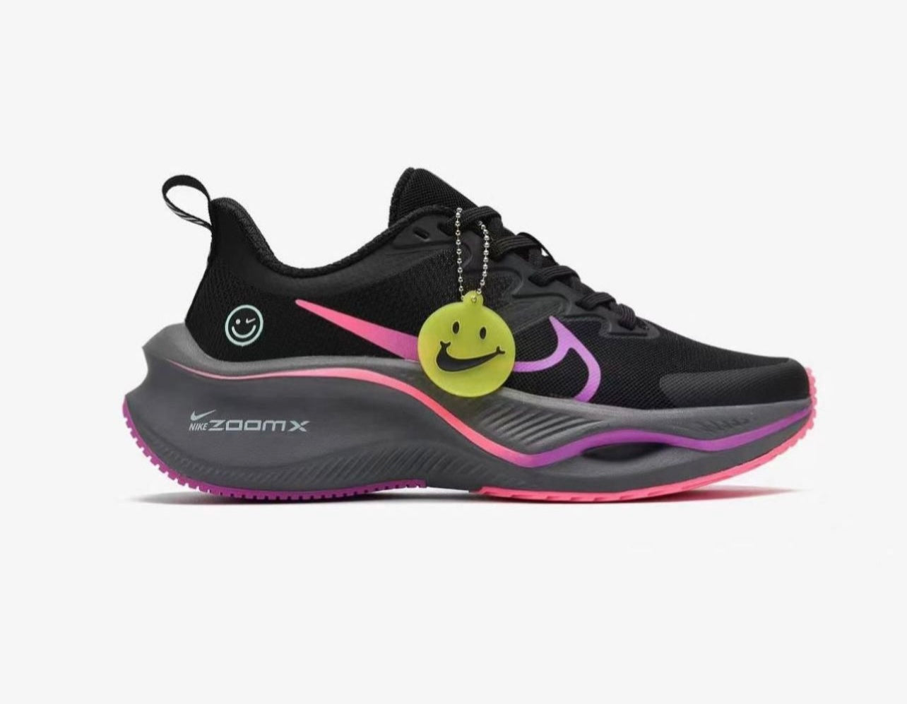 NIKE ZOOM