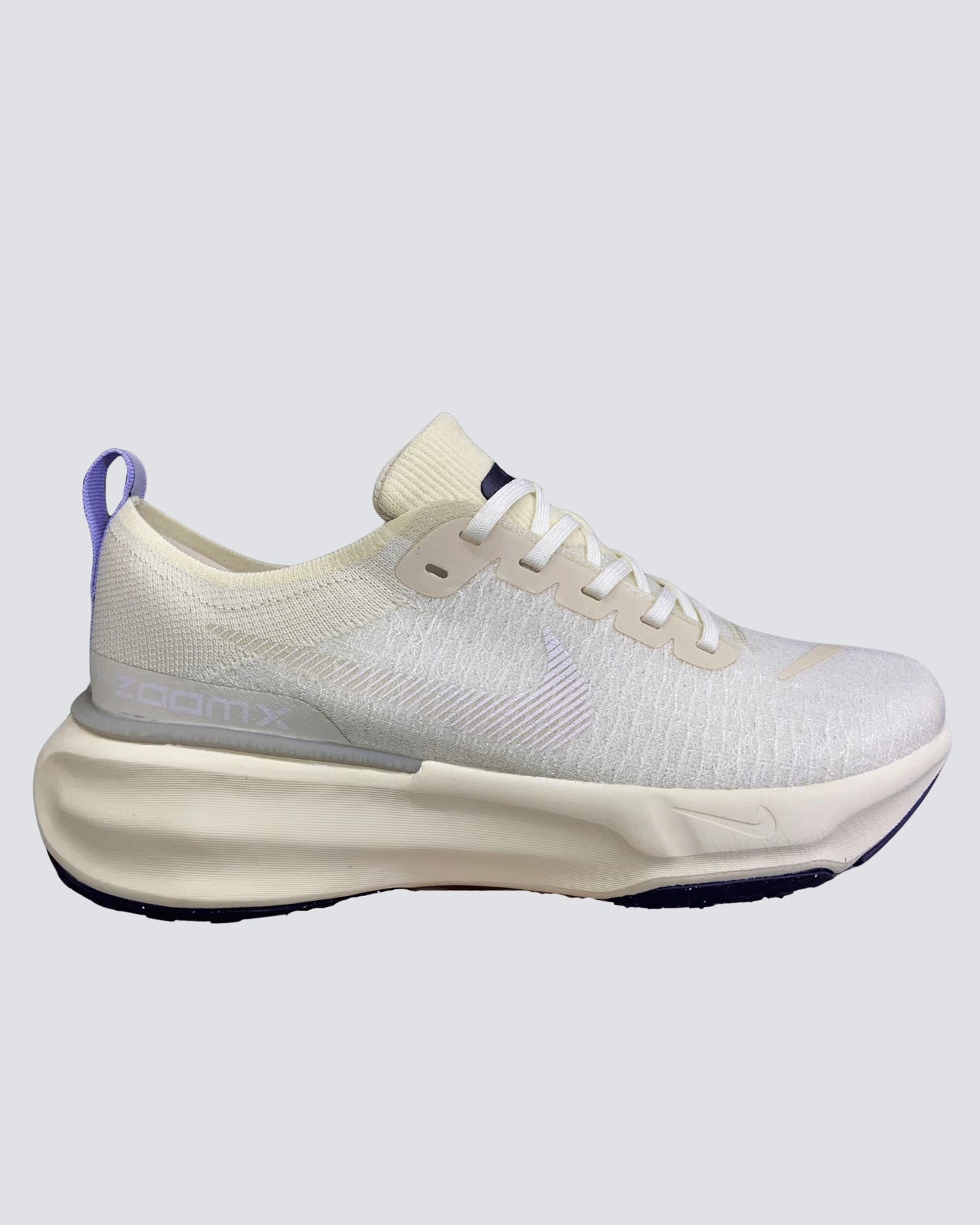 NIKE INVISIBLE 3 BEIGE DAMA