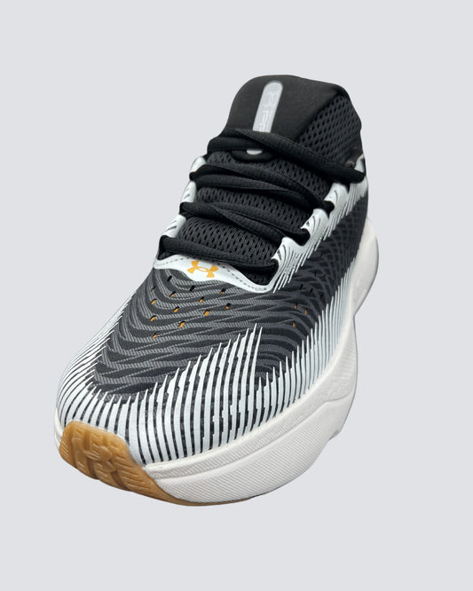 UNDER ARMOUR INFINITE PRO BLANCO BEIGE HOMBRE