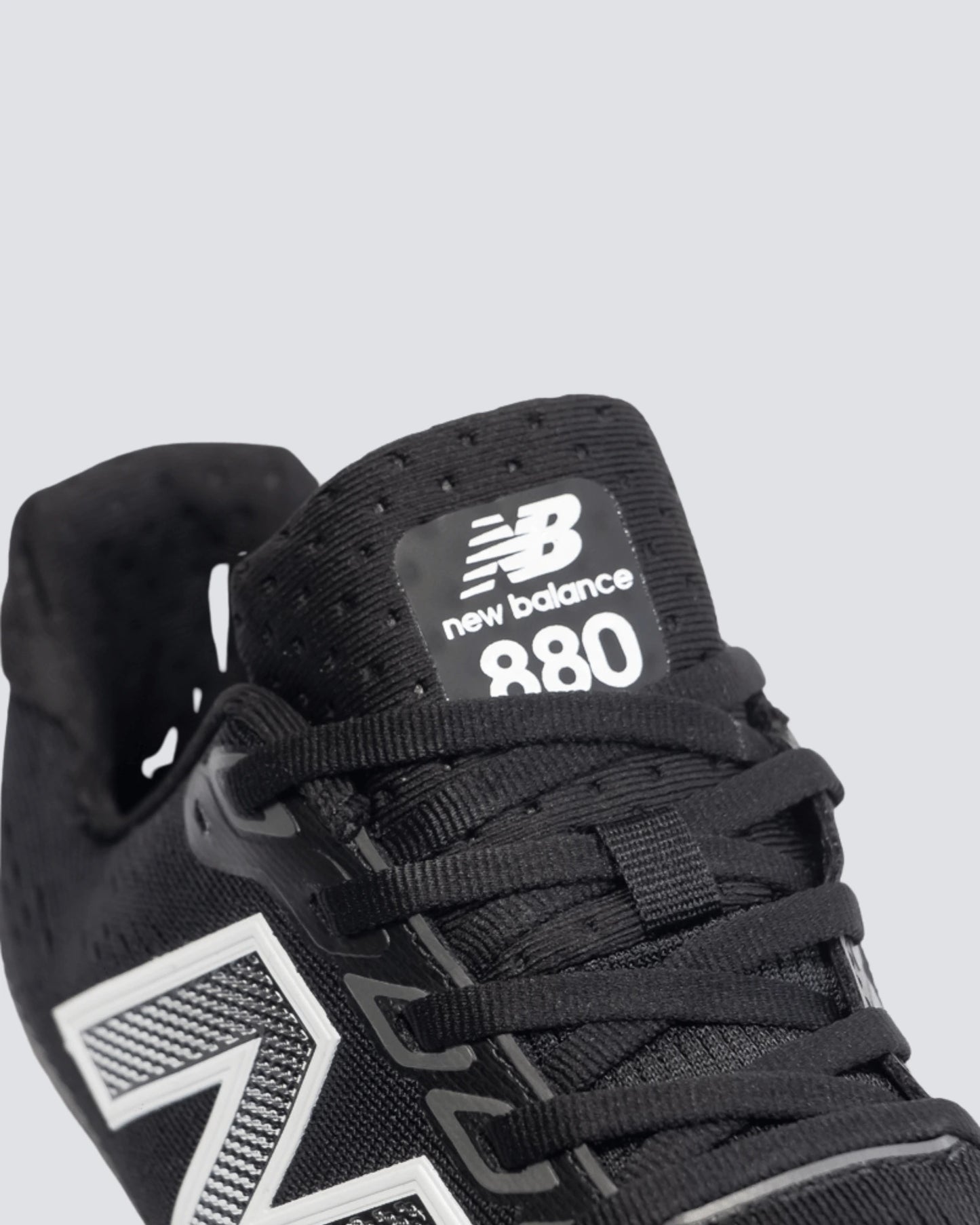 NEW BALANCE 880 V15 NEGRO BLANCO HOMBRE