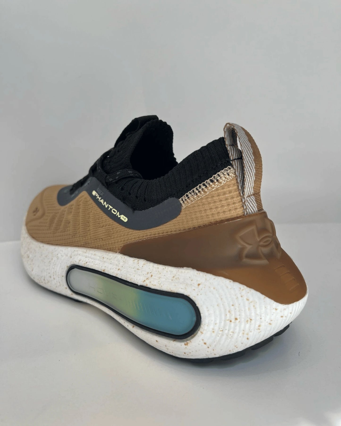 UNDER ARMOUR PHANTOM CAFE