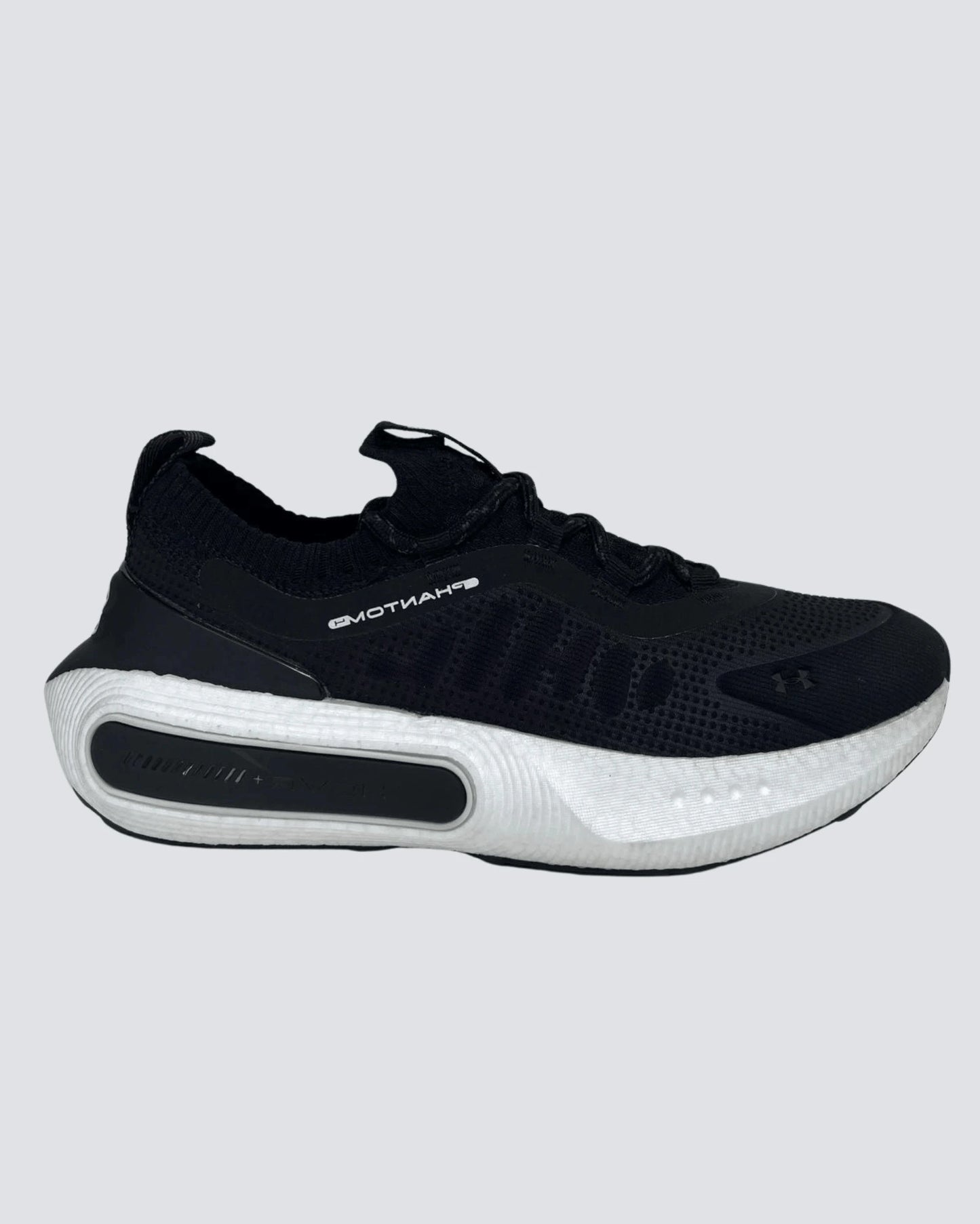 UNDER ARMOUR PHANTOM NEGRO BLANCO