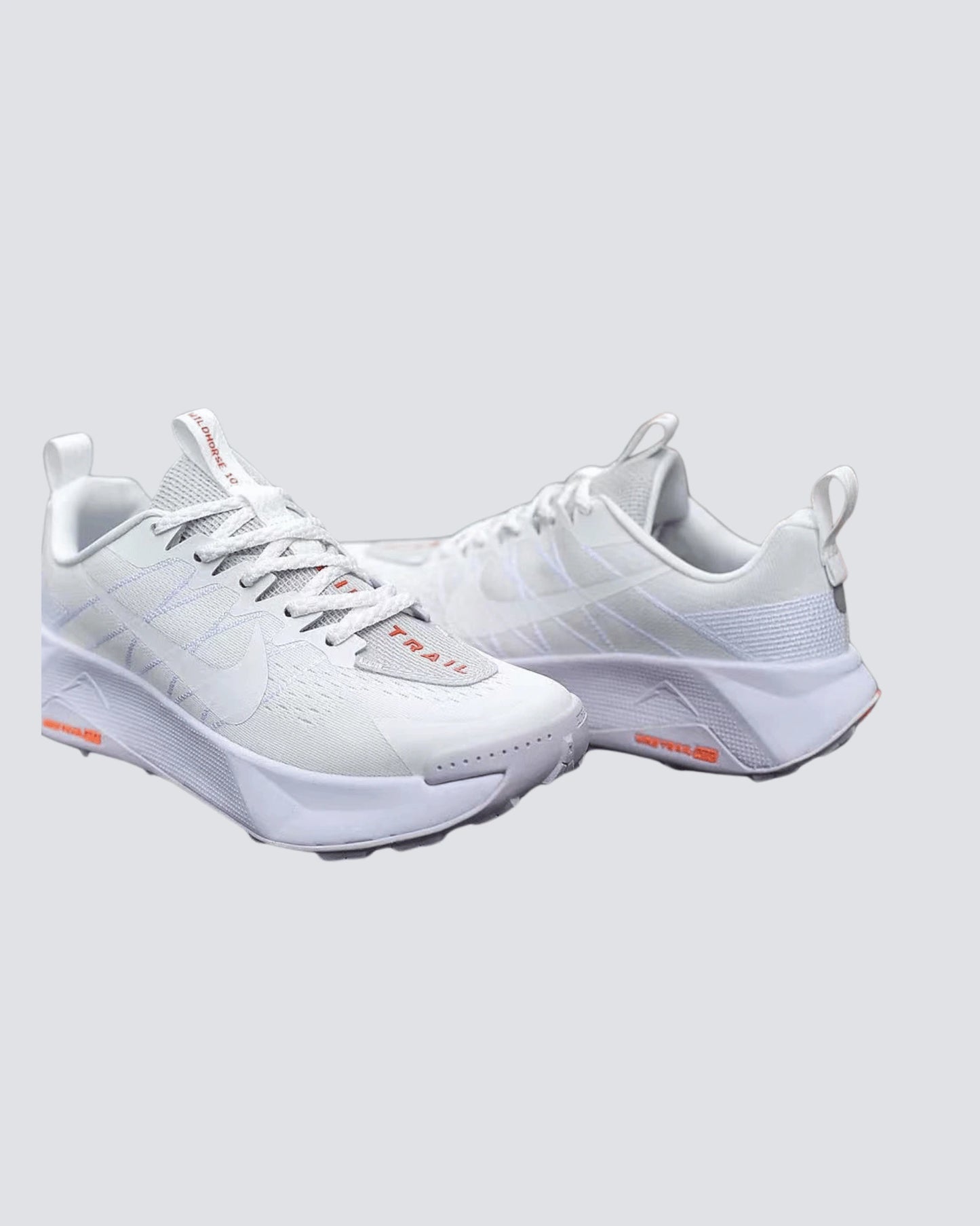NIKE ACG BLANCO NARANJA