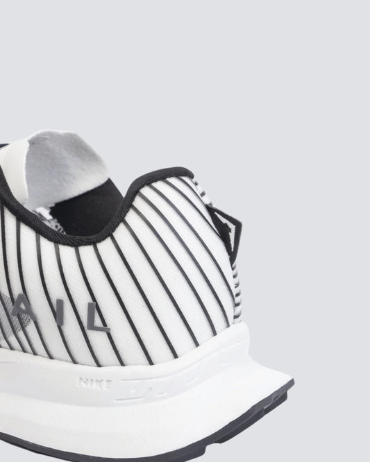 NIKE WADUIC ORAIN BLANCO NEGRO