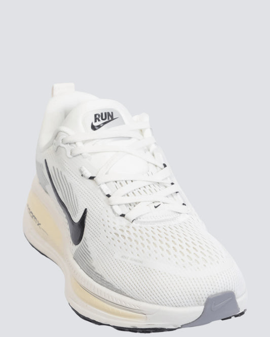 NIKE VOMERO BEIGE