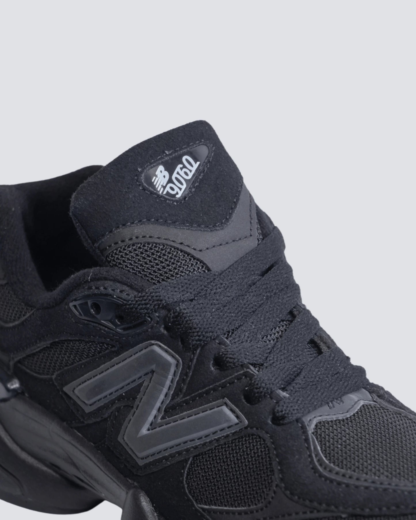NEW BALANCE 9060 NEGRO MUJER O NIÑO
