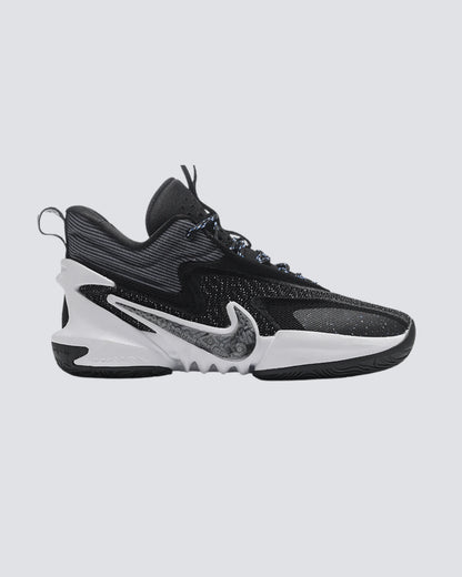 NIKE BOTA COSMIC UNITY 2 NEGRA BLANCA HOMBRE