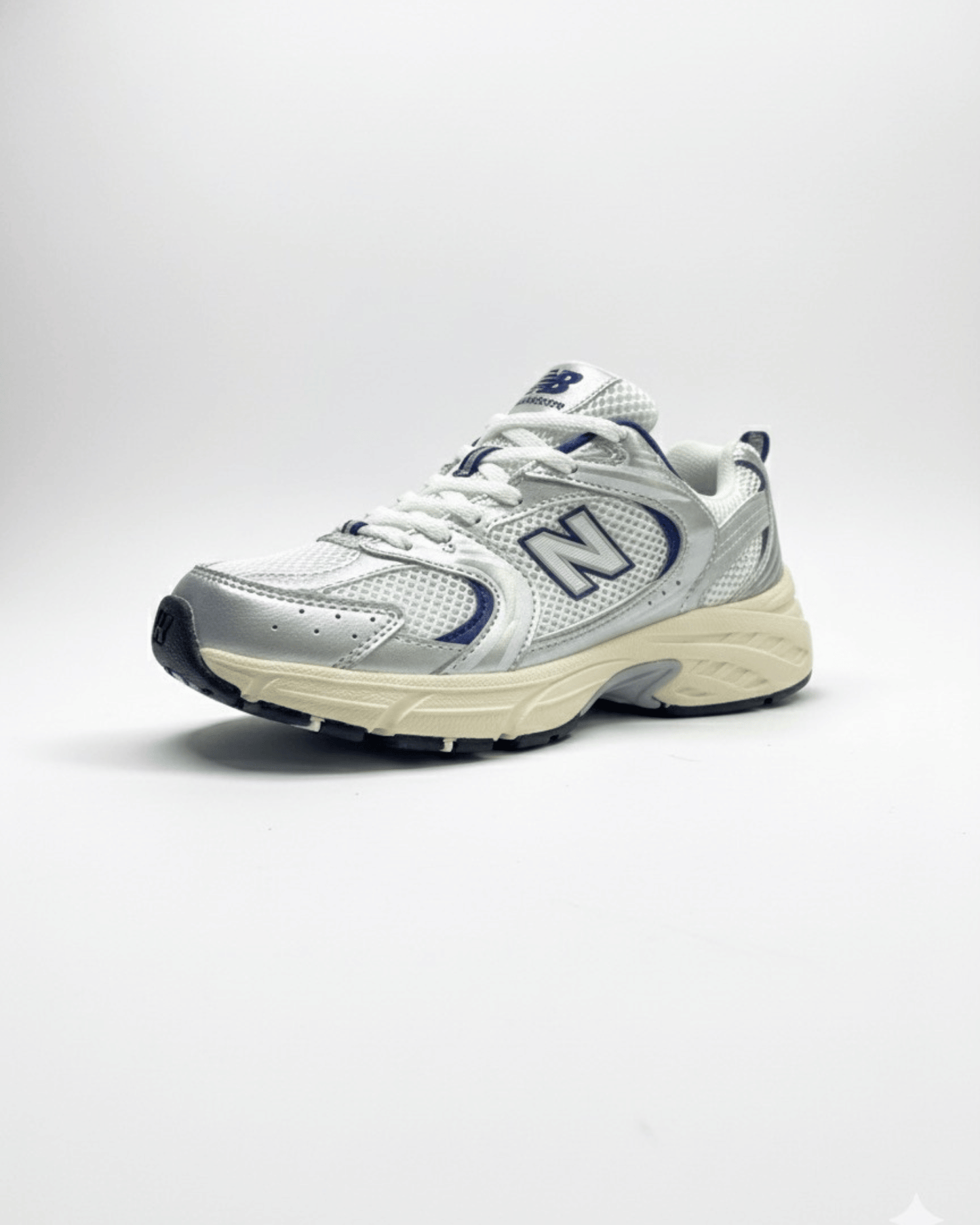 ZAPATO NEW BALANCE 530 BLANCO/PLATEADO
