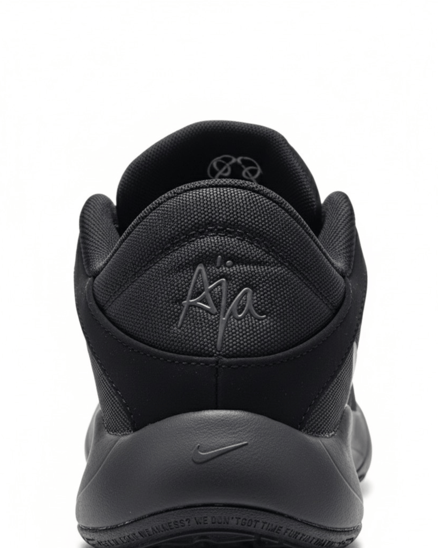 BOTA NIKE AJÁ
