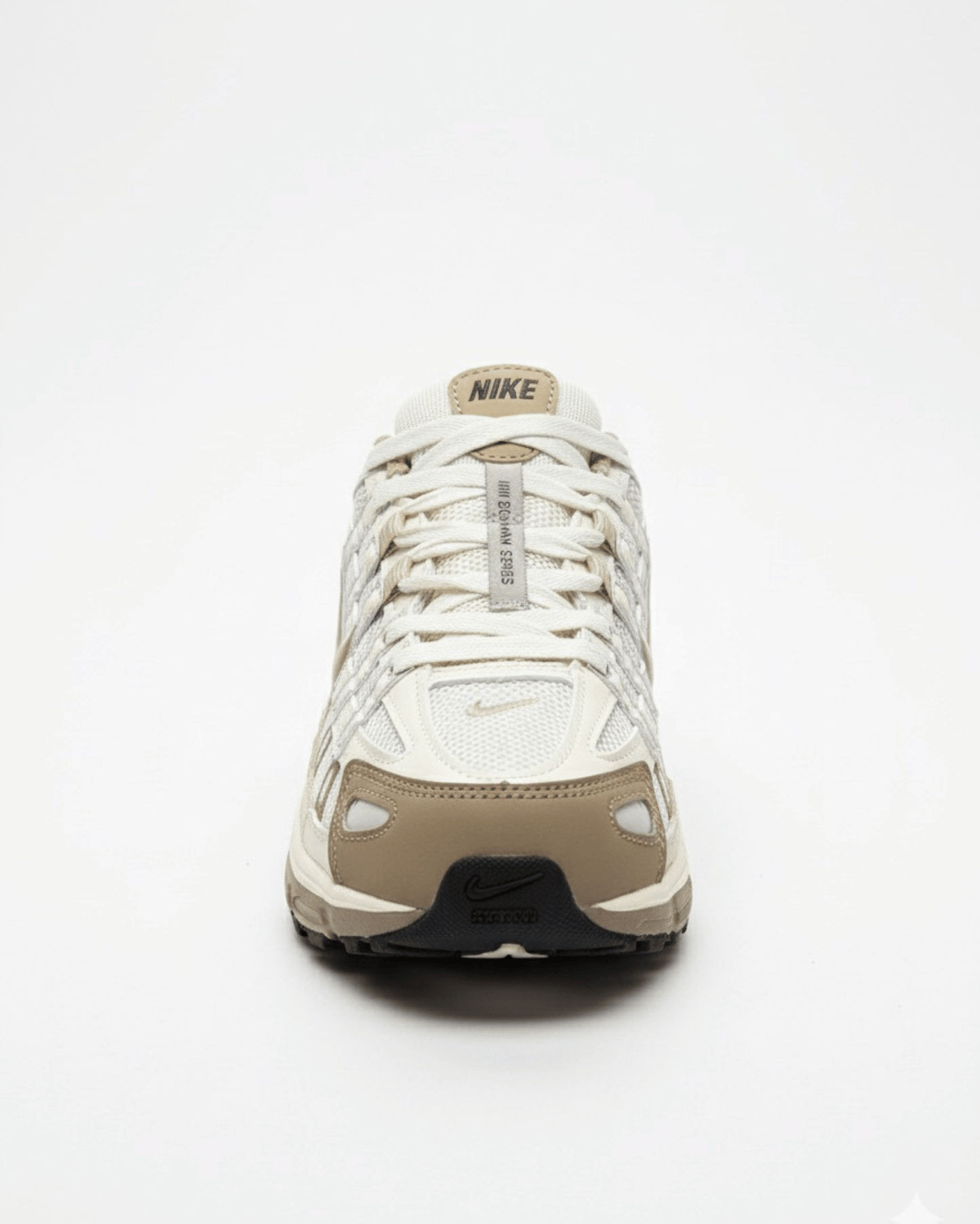 NIKE P6000