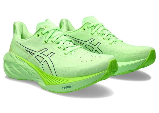 ASICS NOVA