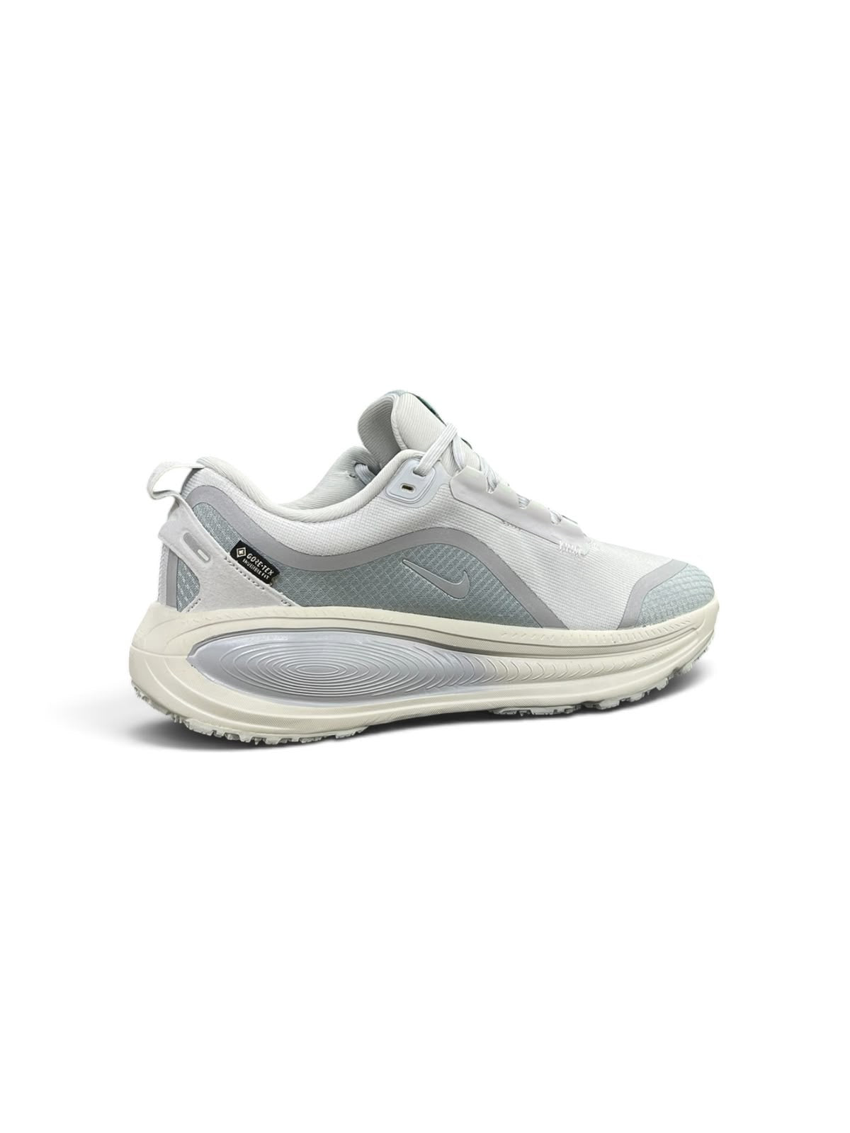 VOMERO 18 GORE-TEX CABALLERO 3