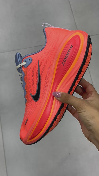NIKE VOMERO TUNED