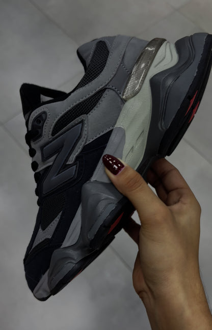 NEW BALANCE 9060 NEGRO GRIS MUJER O NIÑO