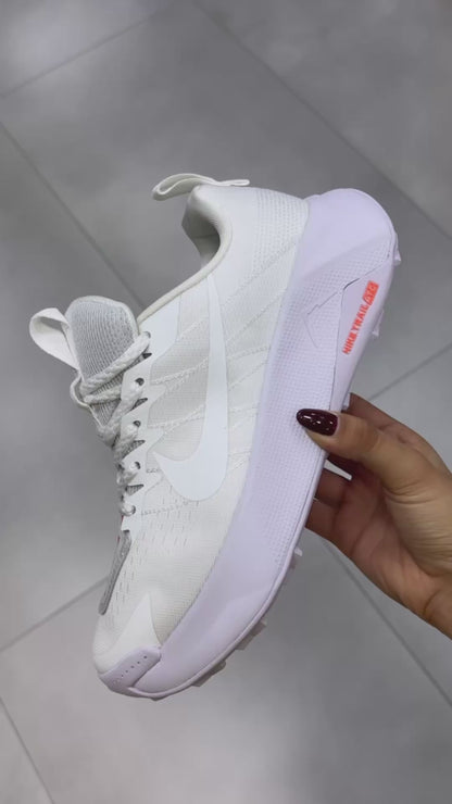 NIKE ACG BLANCO NARANJA