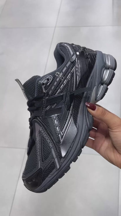 NEW BALANCE 1906A NEGRO HOMBRE