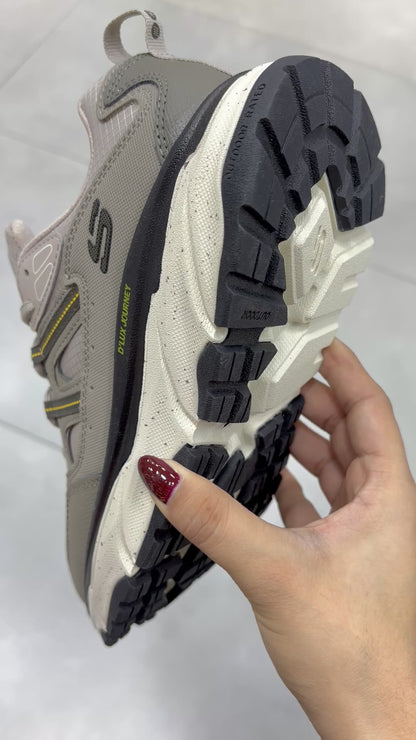 SKECHERS BEIGE