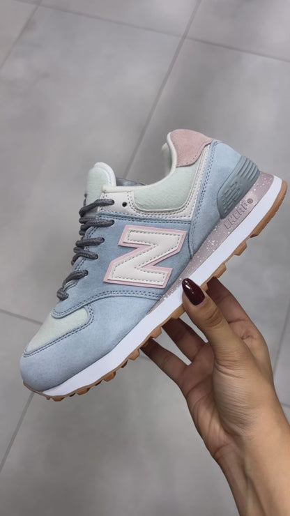 NEW BALANCE 574 CELESTE MUJER