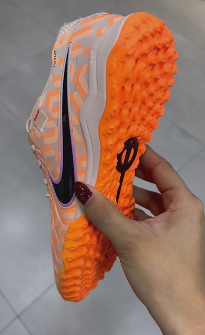 NIKE TIEMPO NARANJA