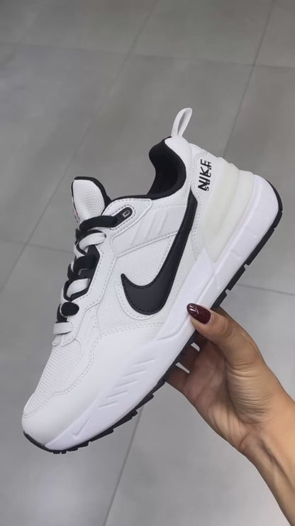 NIKE X SACAI BLANCO