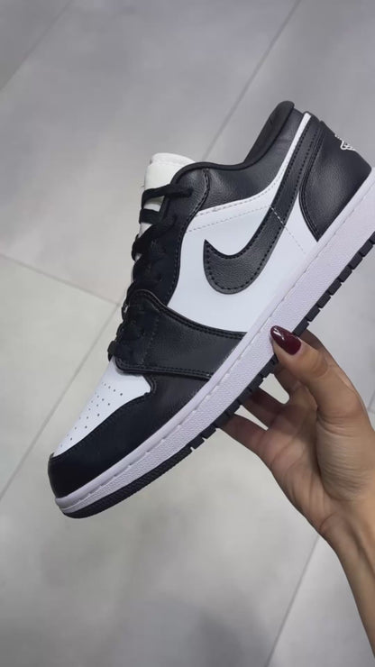 NIKE DUNK LOW NEGRO BLANCO DAMA