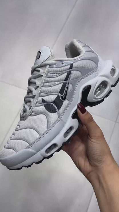 NIKE TN GRIS